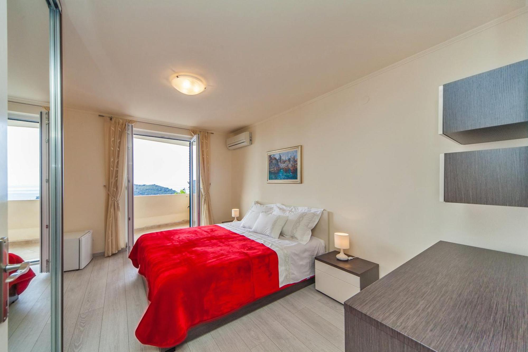 Deluxe Sunset Room, View Of The Old Town Dubrovnik Exterior photo