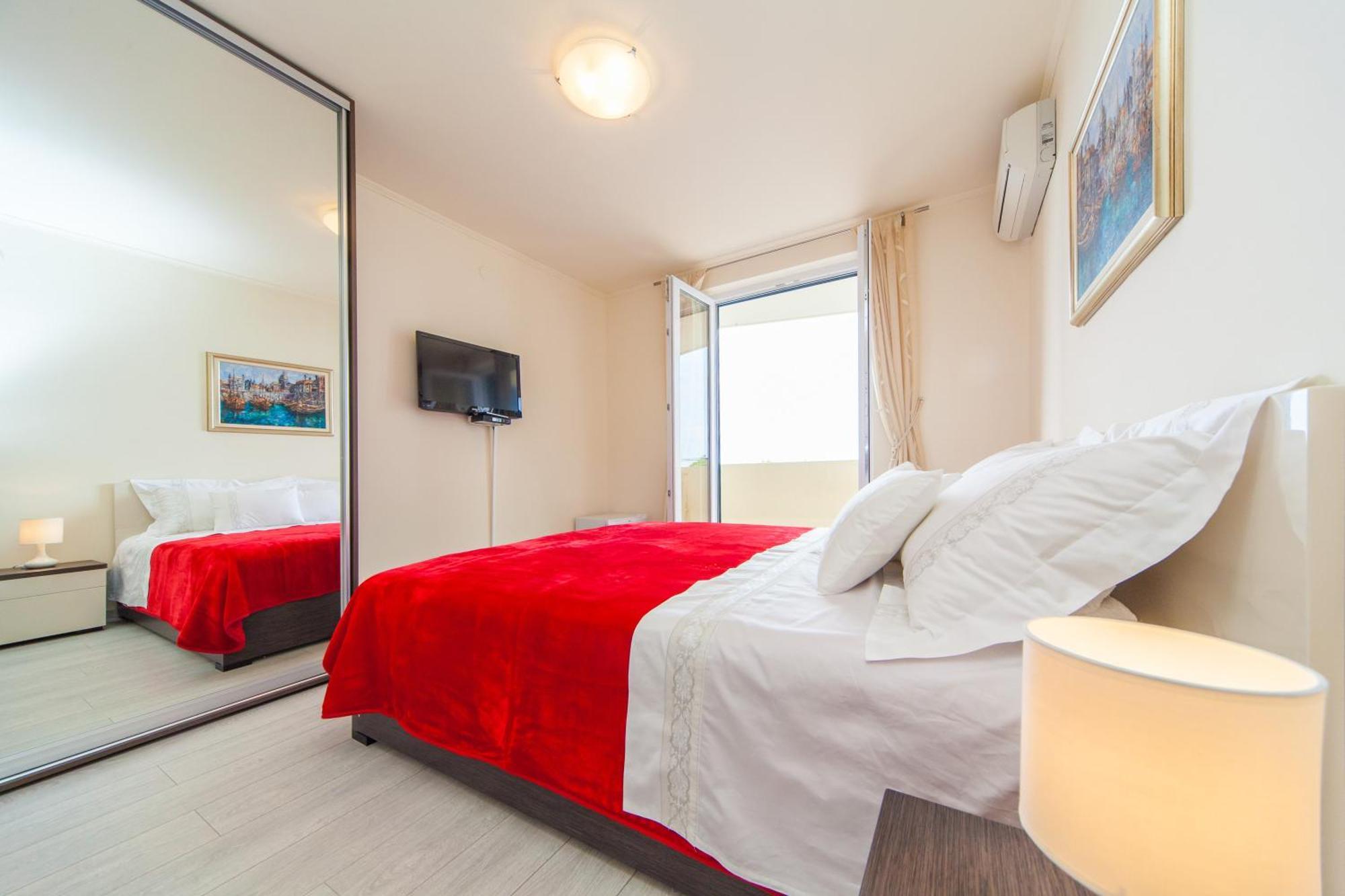 Deluxe Sunset Room, View Of The Old Town Dubrovnik Exterior photo