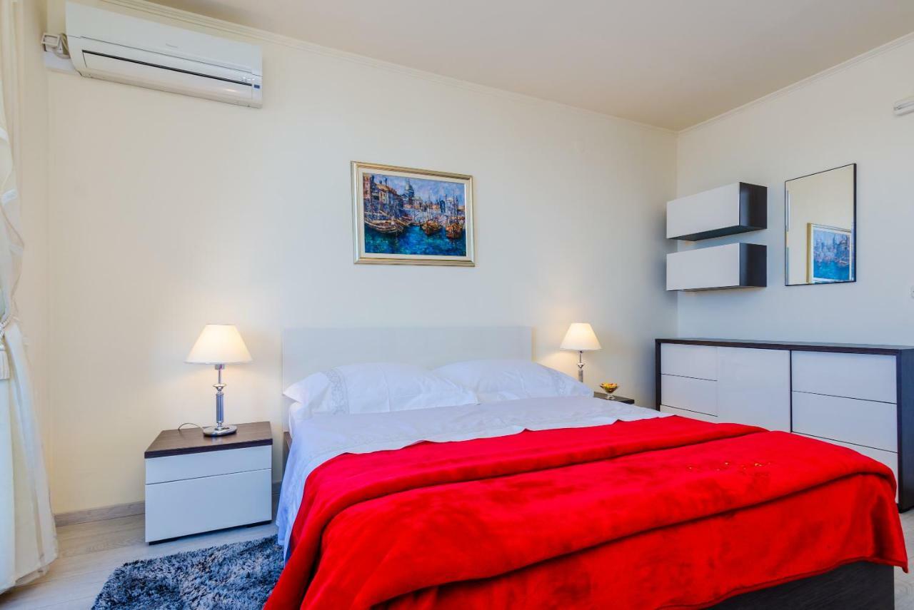 Deluxe Sunset Room, View Of The Old Town Dubrovnik Exterior photo